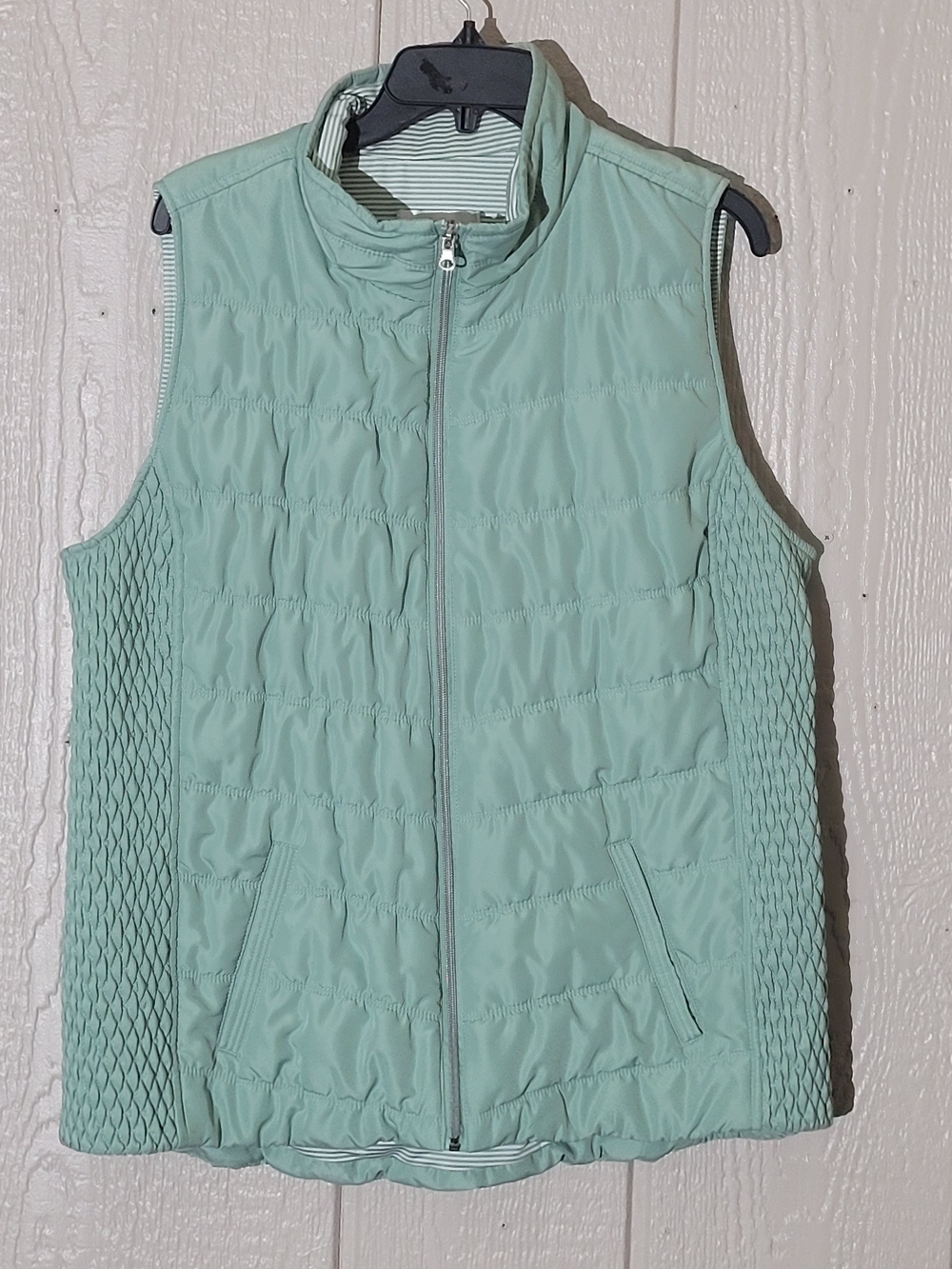 CJ Banks Mint Green Quilted Sleeveless Vest